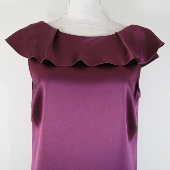 St. John Dresses & Skirts - Elegant St. John Ruffle Collared Dress